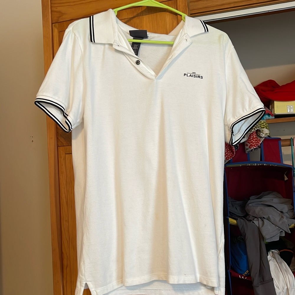 White collar shirt